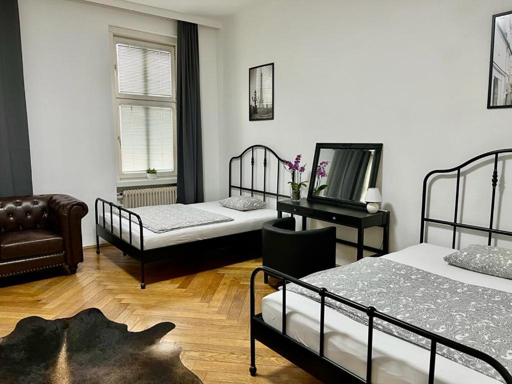 Beautiful City Centre Apartment Viena Exterior foto
